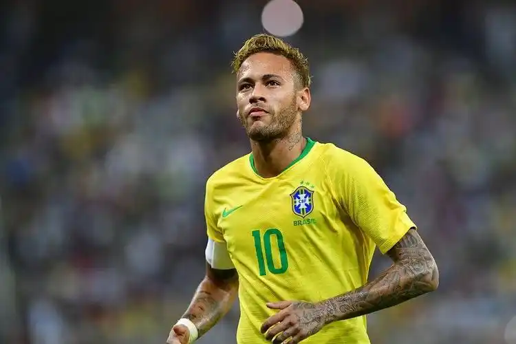 通过与赞助 通过与赞助